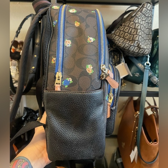 coach court backpack Outlet With Signature Canvas And Leopard Print - Women's Backpacks Signature coated canvas printed coated canvas and refined pebble leather Inside zip and multifunction pockets Double zip closure fabric lining Handle with 2 1/4 drop Outside zip pocket Adjustable shoulder straps 10 3/4 (L) x 12 1/2 (H) x 4 3/4 (W) Style No. NWT COACH Mini Court Backpack